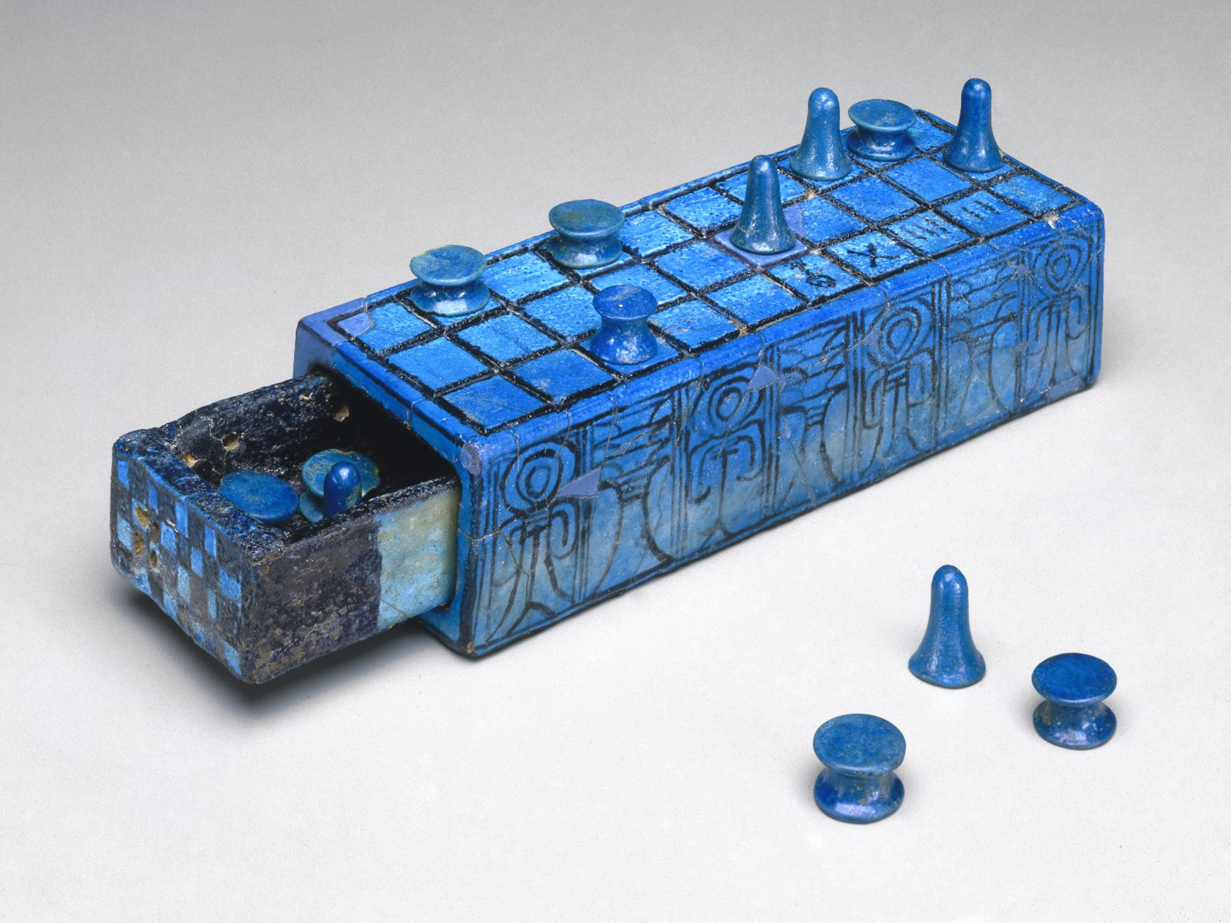 Senet jogo Egipcio da morte e o mais antigo do mundo